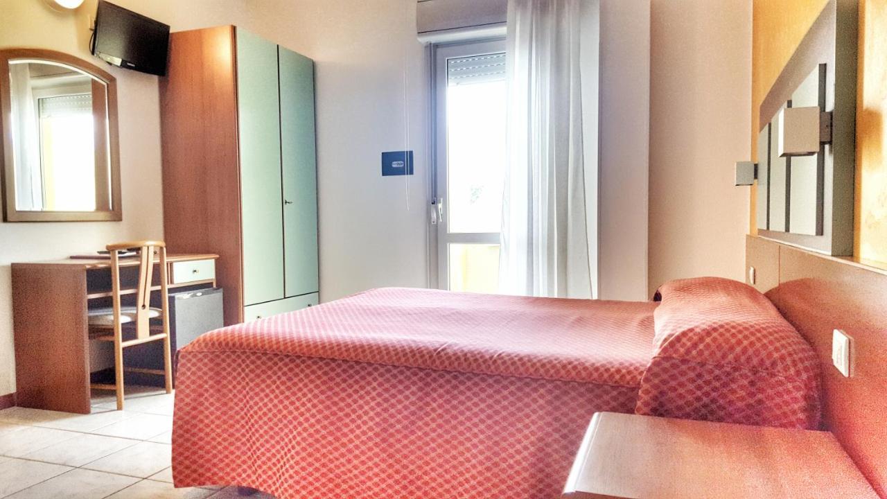 Hotel Alla Terrazza 비비오네 외부 사진