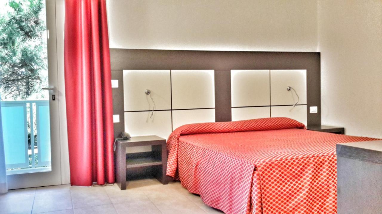 Hotel Alla Terrazza 비비오네 외부 사진