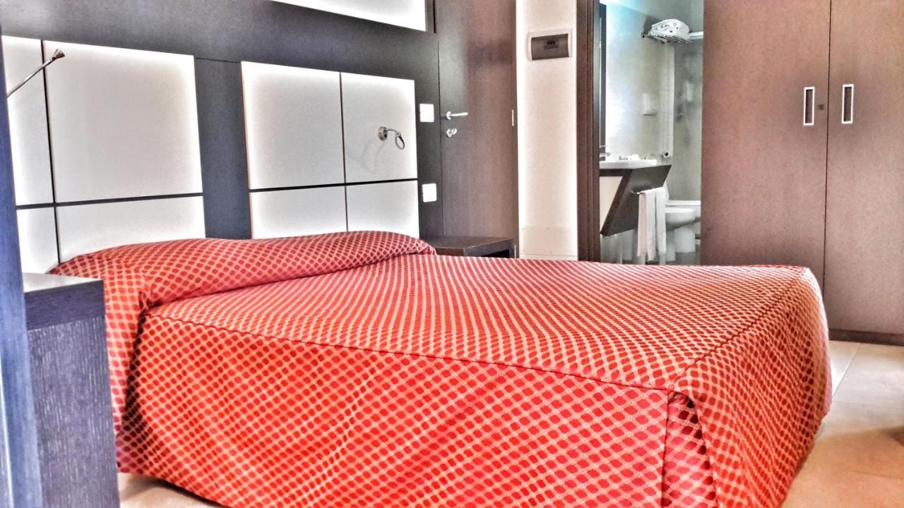 Hotel Alla Terrazza 비비오네 외부 사진