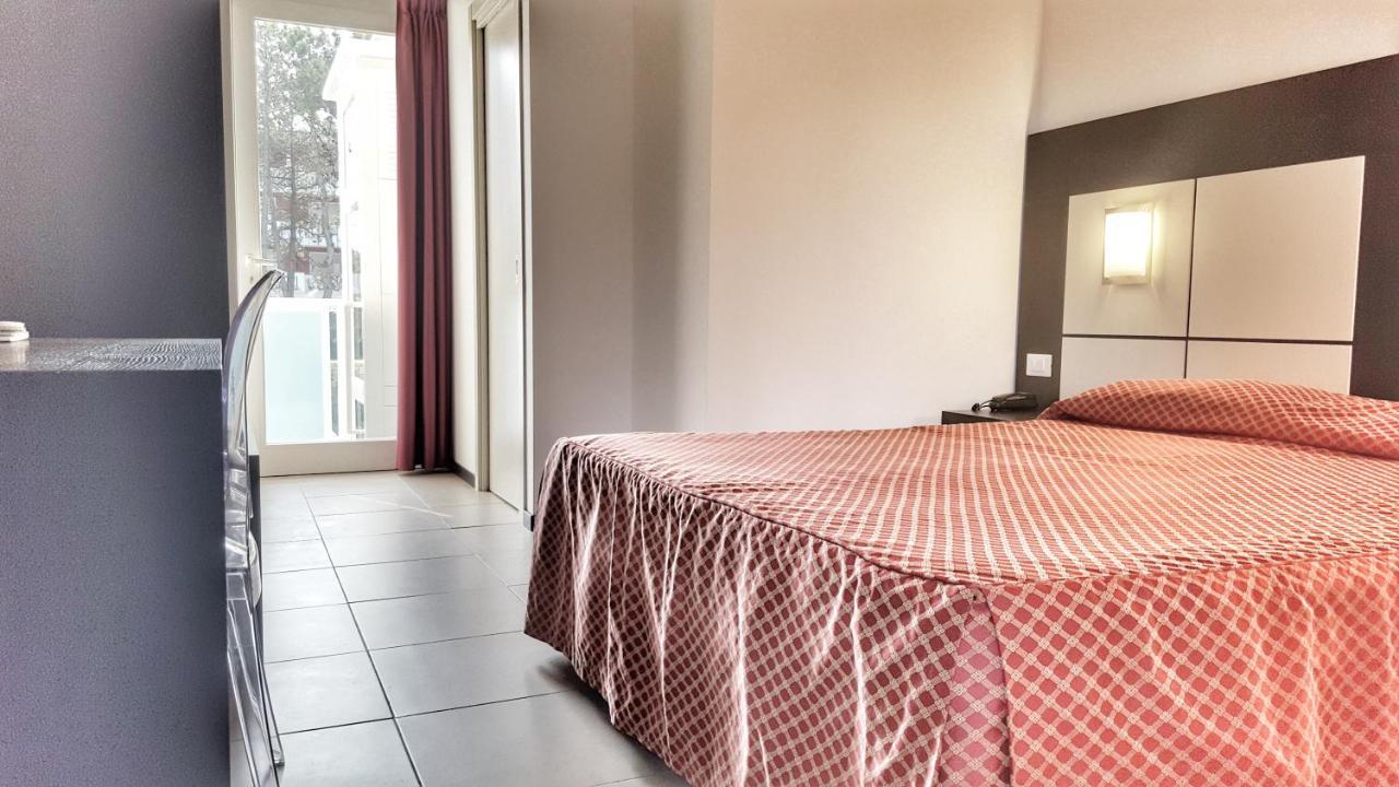 Hotel Alla Terrazza 비비오네 외부 사진