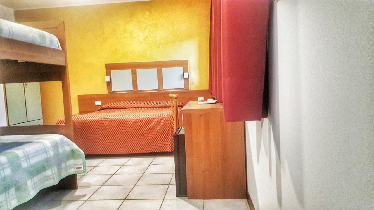 Hotel Alla Terrazza 비비오네 외부 사진