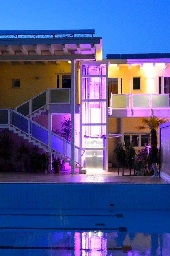 Hotel Alla Terrazza 비비오네 외부 사진